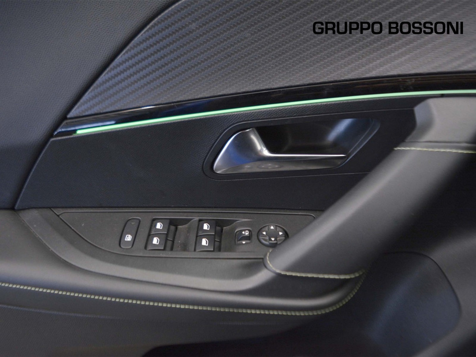 15 - Peugeot e-2008 100kw gt line