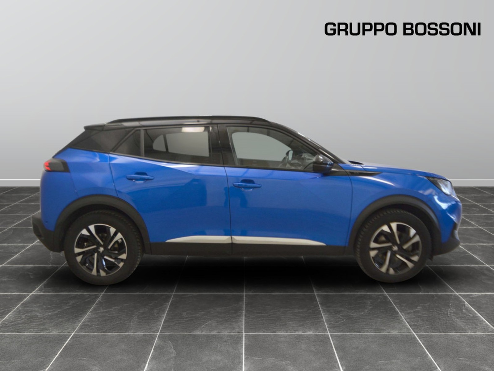 24 - Peugeot e-2008 100kw gt line