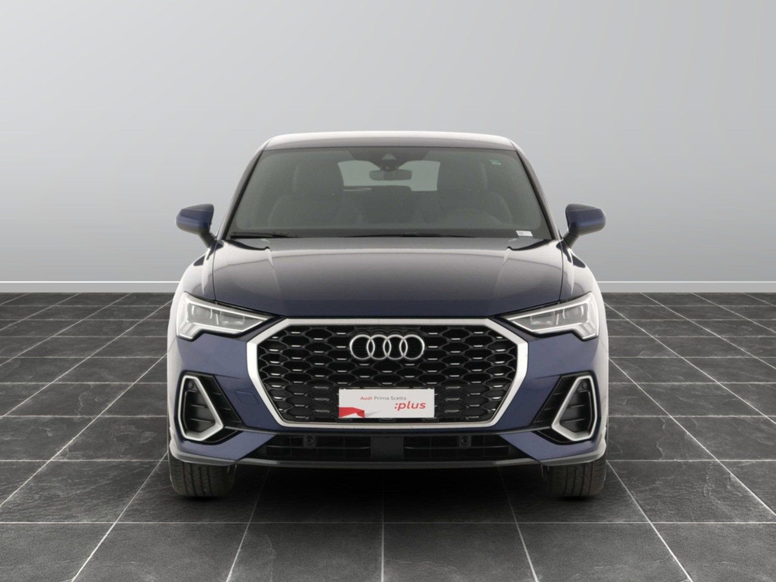 14 - Audi Q3 sportback 35 2.0 tdi s line edition s tronic