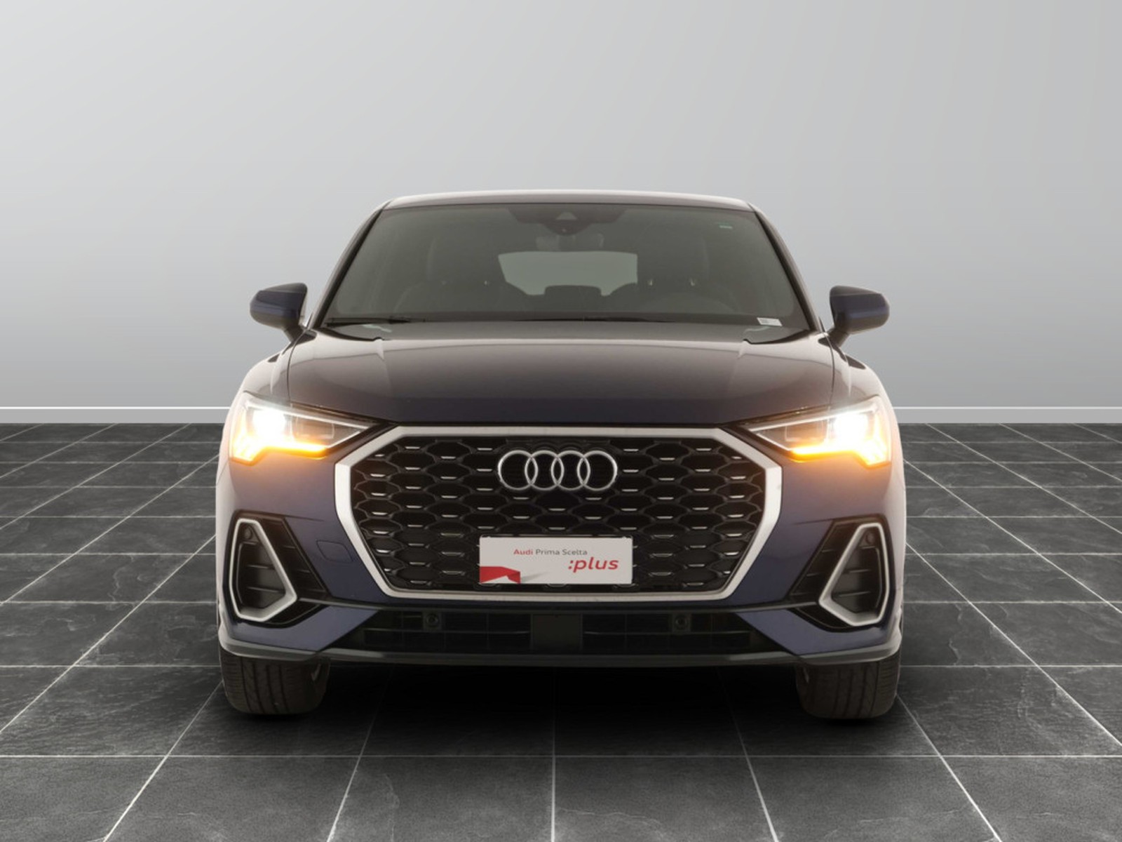 44 - Audi Q3 sportback 35 2.0 tdi s line edition s tronic