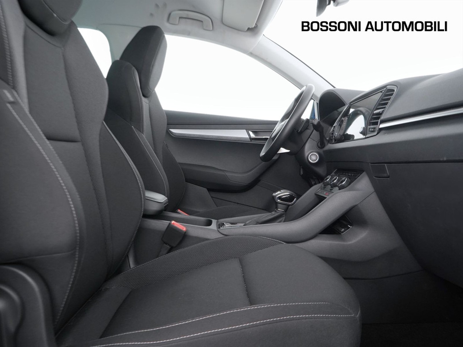 8 - Skoda Karoq 1.5 tsi act executive dsg