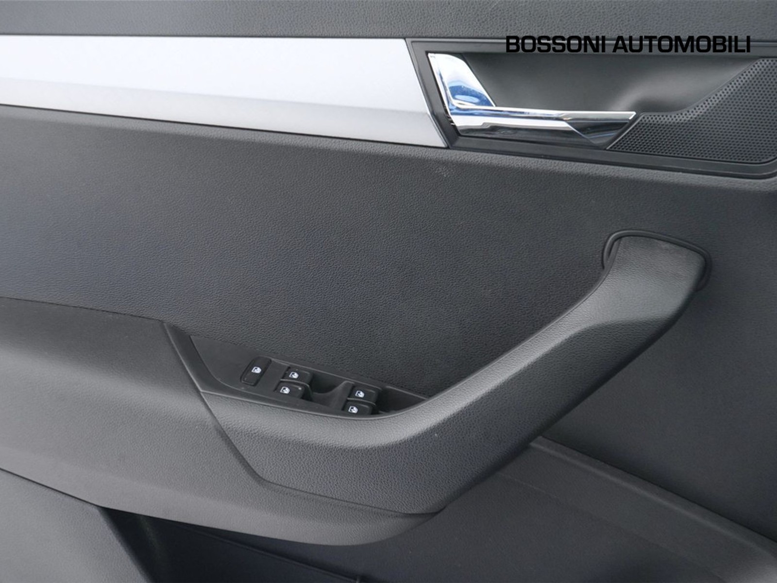 17 - Skoda Karoq 1.5 tsi act executive dsg