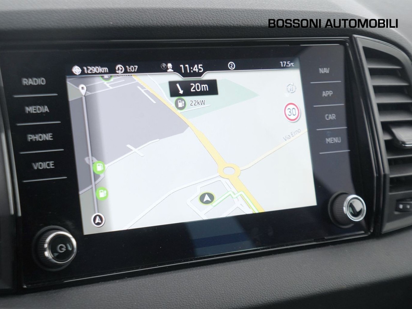 29 - Skoda Karoq 1.5 tsi act executive dsg