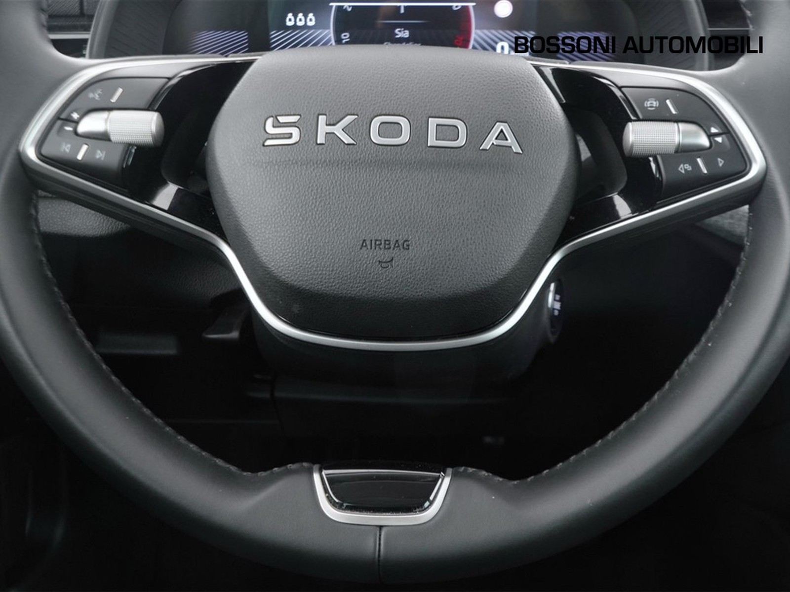 15 - Skoda Kamiq 1.5 tsi act 150cv 130 edition