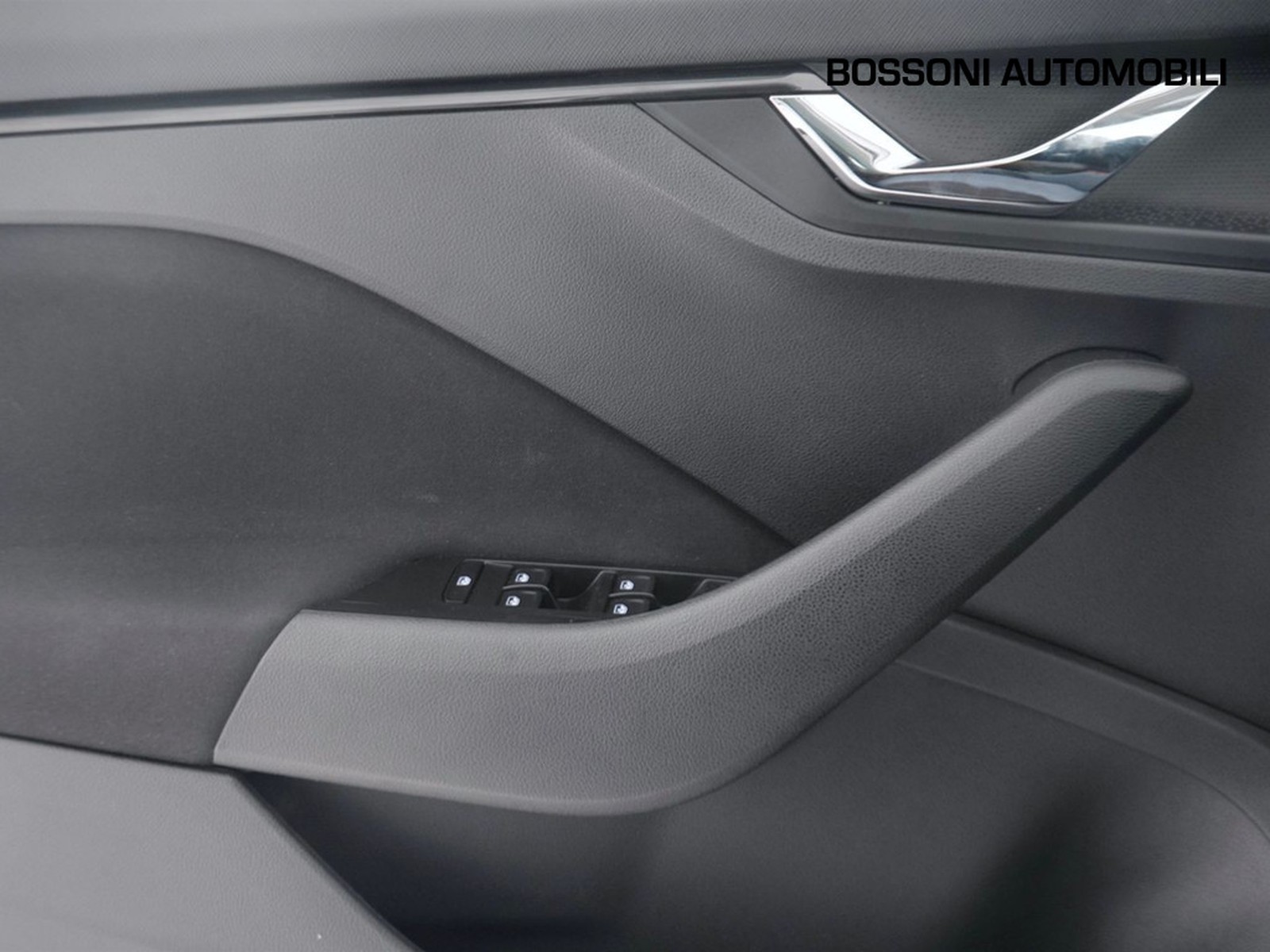 17 - Skoda Kamiq 1.5 tsi act 150cv 130 edition