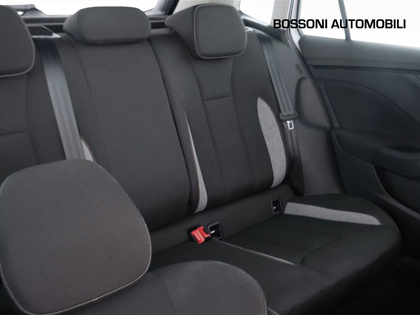 21 - Skoda Kamiq 1.5 tsi act 150cv 130 edition