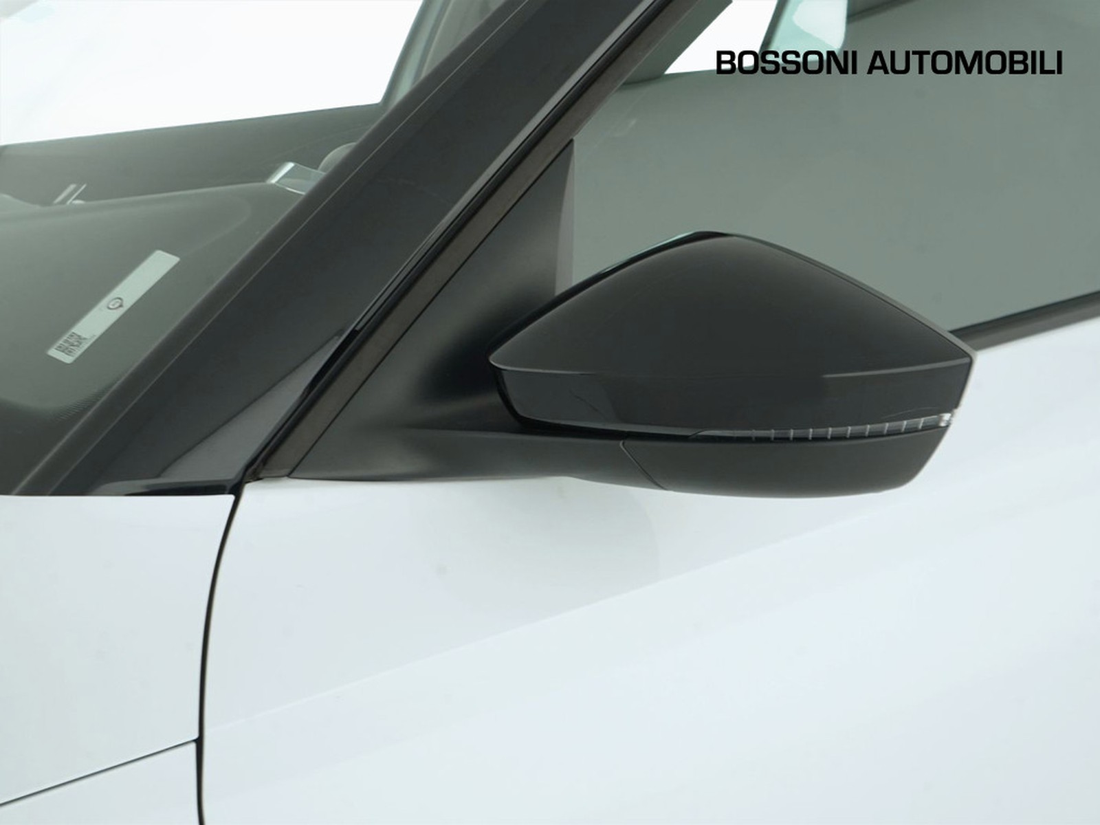 38 - Skoda Kamiq 1.5 tsi act 150cv 130 edition