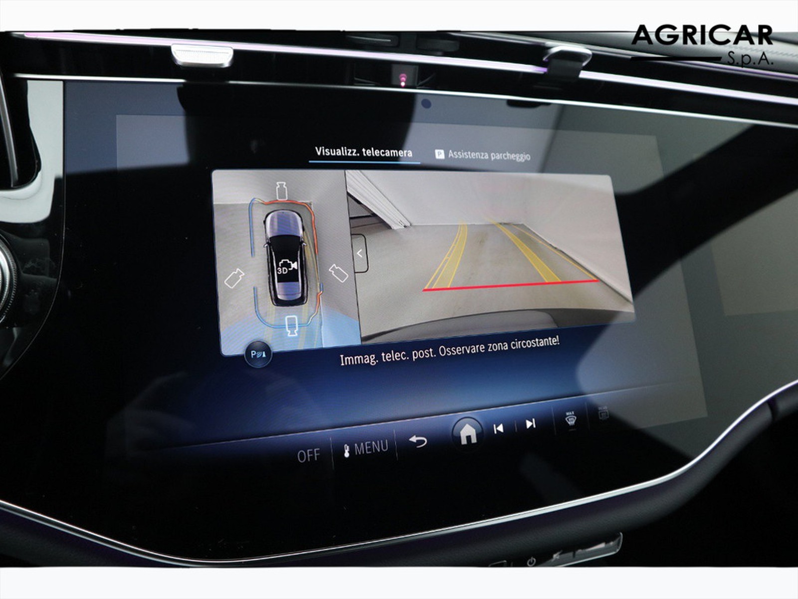 11 - Mercedes Classe E station wagon 220 d amg line premium 4matic 9g-tronic