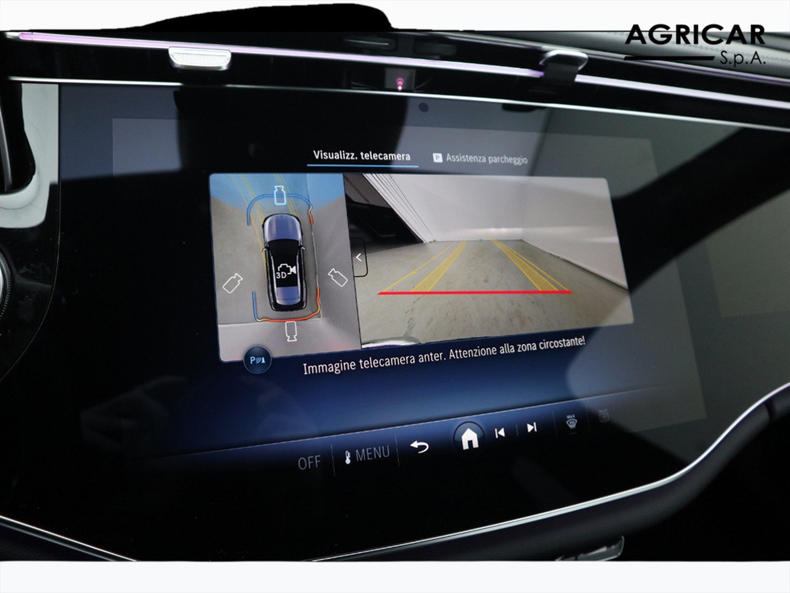 12 - Mercedes Classe E station wagon 220 d amg line premium 4matic 9g-tronic