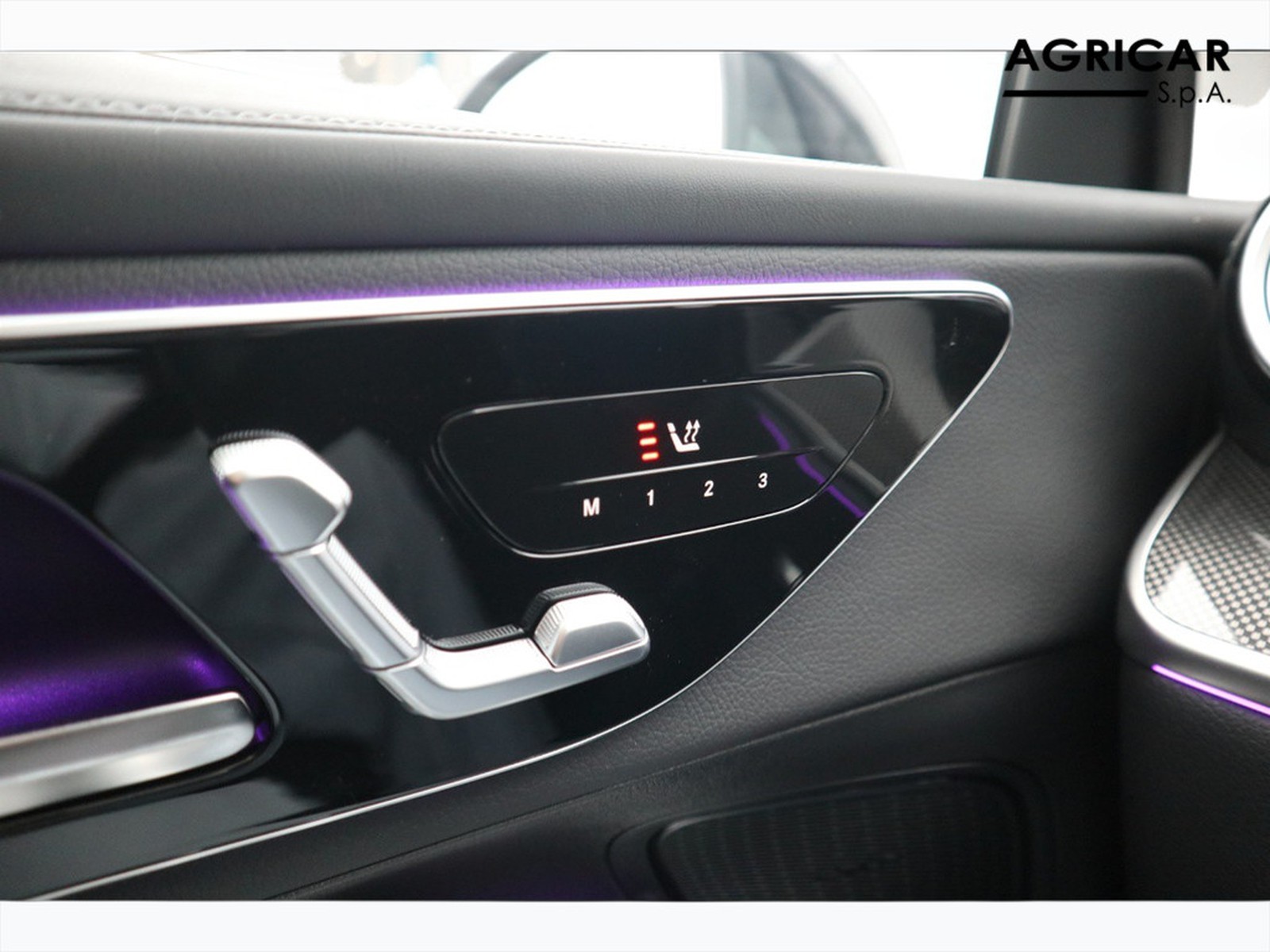 15 - Mercedes GLC coupe 220 d amg line premium 4matic 9g-tronic