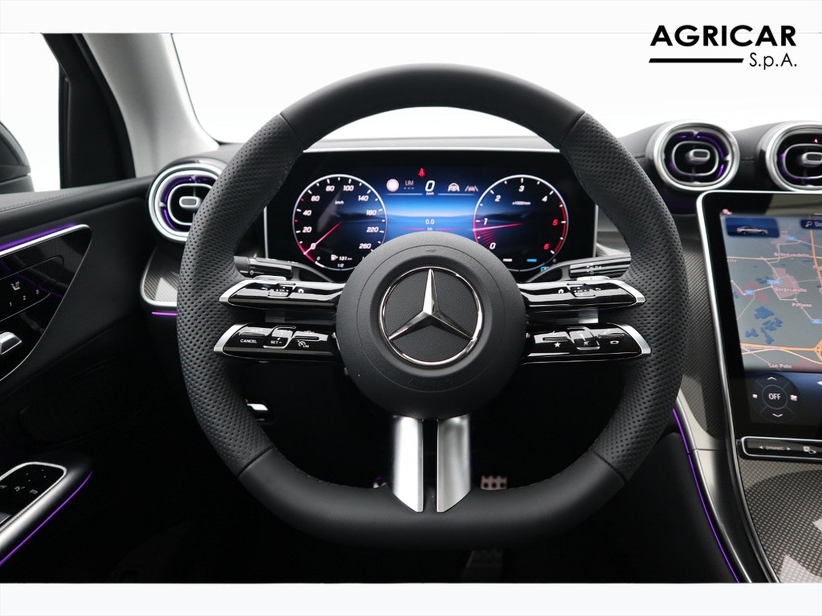 17 - Mercedes GLC coupe 220 d amg line premium 4matic 9g-tronic