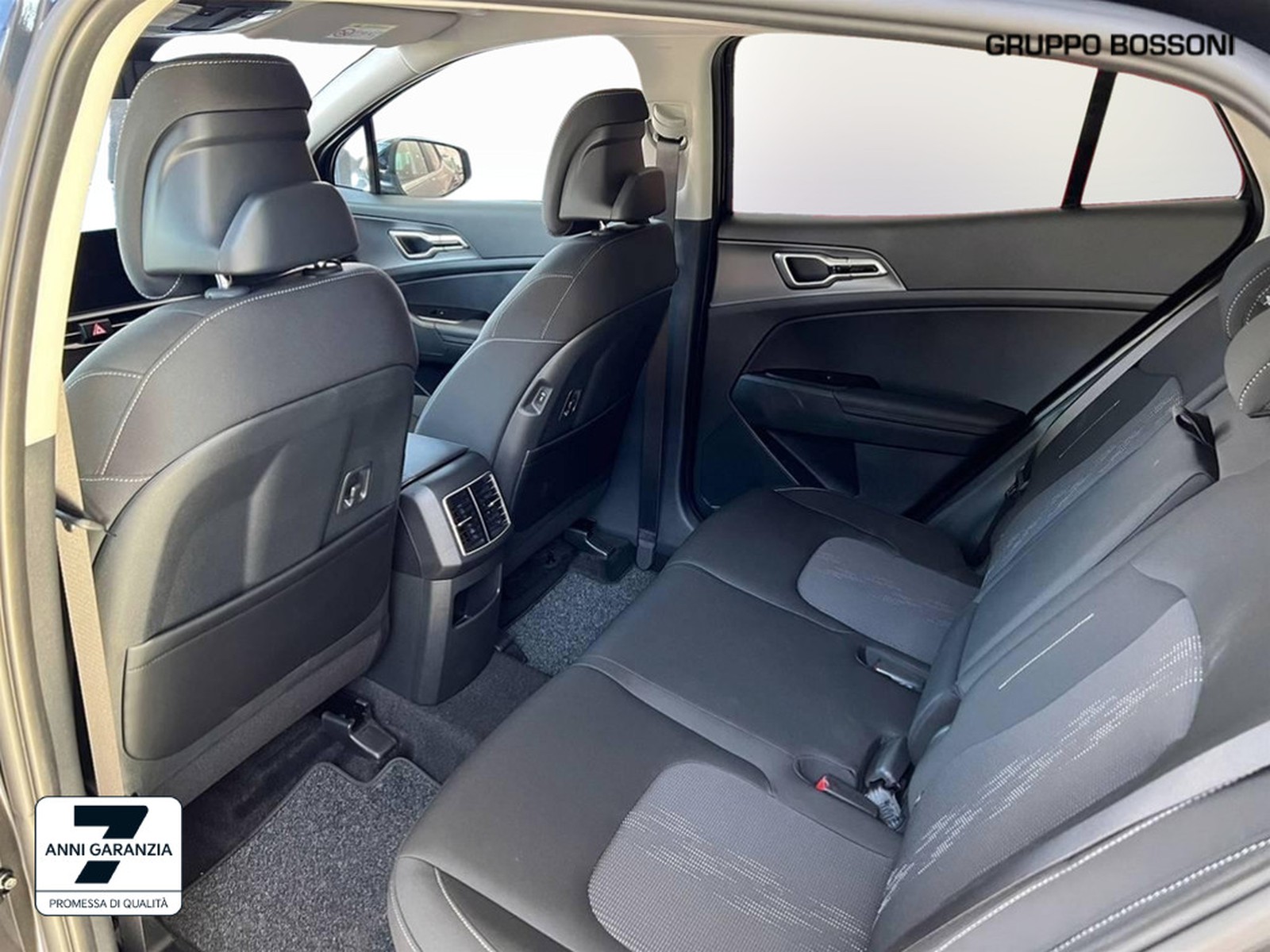 8 - Kia Sportage 1.6 crdi mhev style dct7