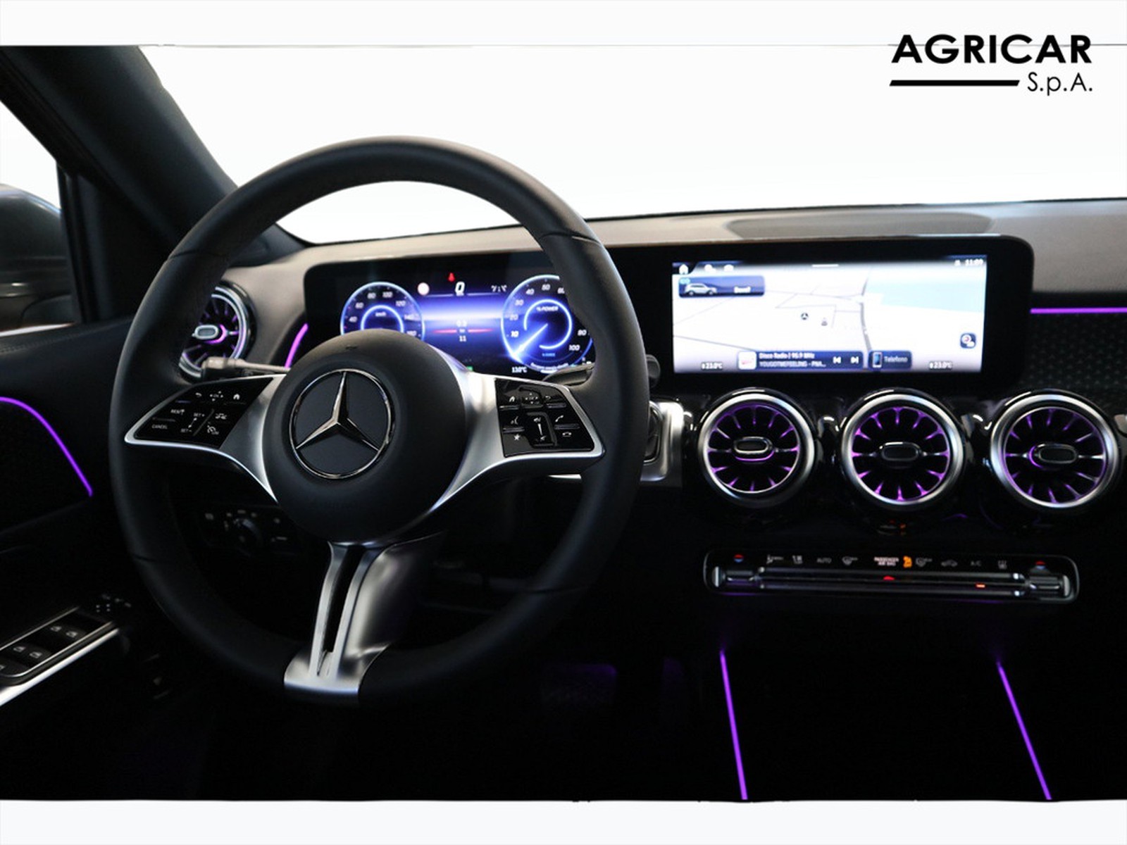 12 - Mercedes EQB 250+ progressive advanced plus