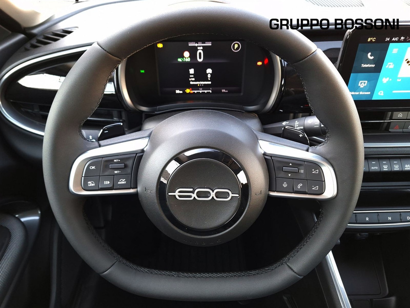 9 - Fiat 600 1.2 hybrid 145cv icon