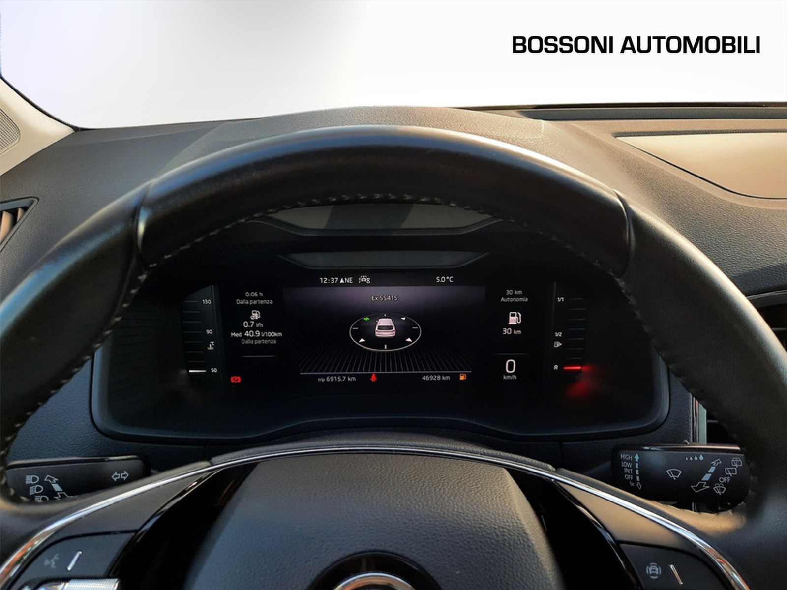 18 - Skoda Karoq 1.0 tsi 110cv executive