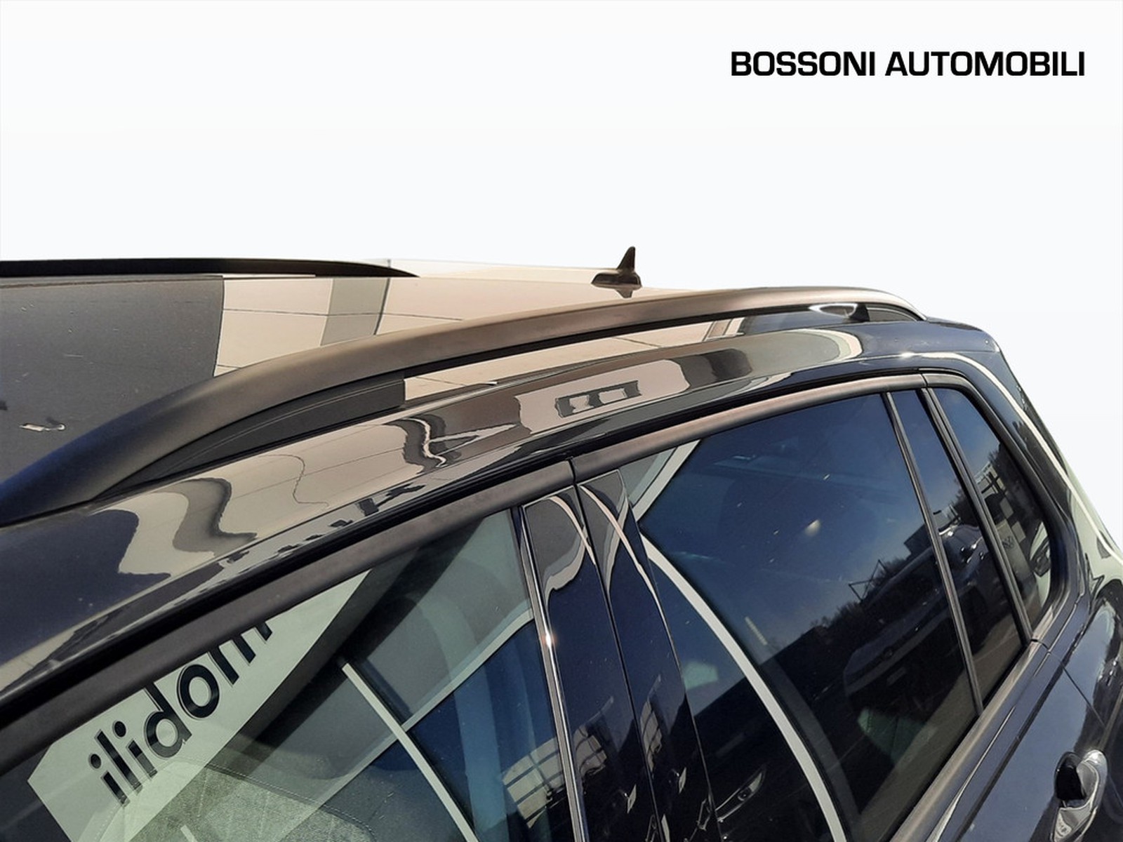 24 - Volkswagen Tiguan 2.0 tdi scr 150cv life dsg