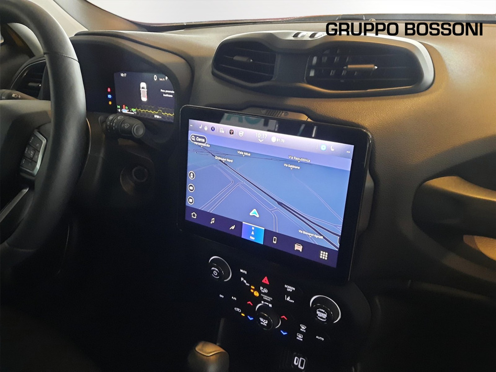 9 - Jeep Renegade 1.5 turbo t4 mhev altitude 2wd dct