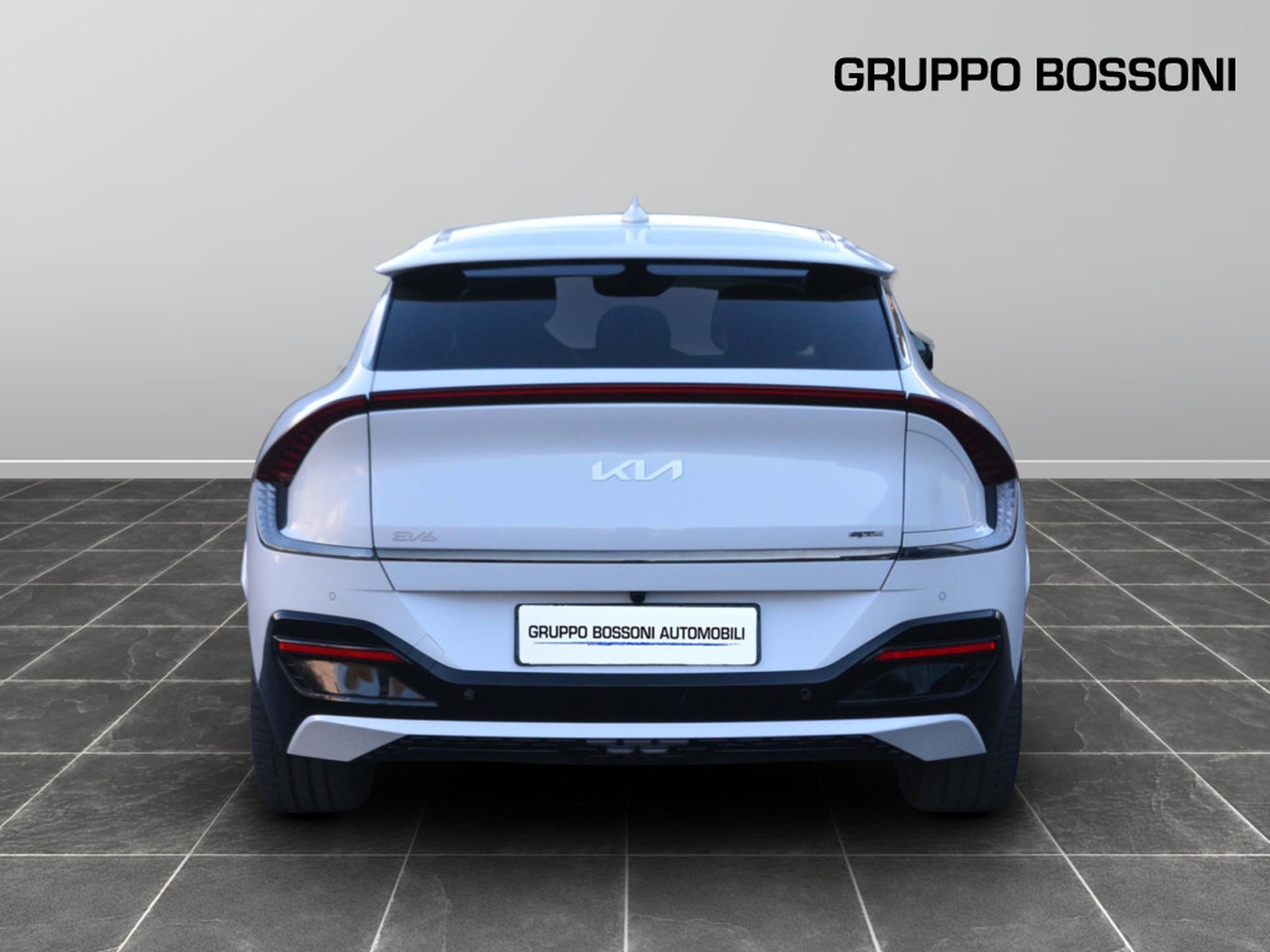 4 - Kia EV6 77,4 kwh gt-line awd