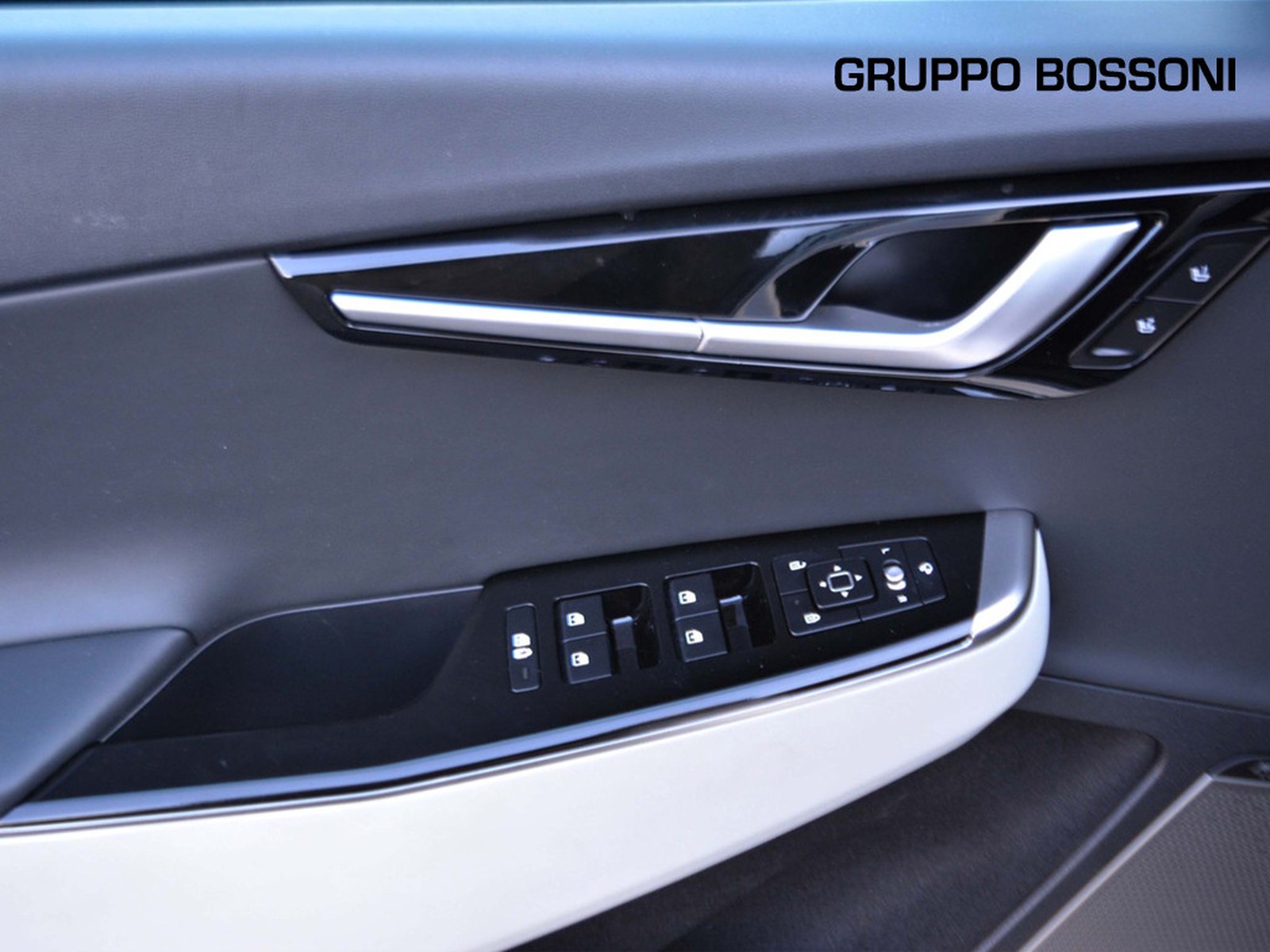 16 - Kia EV6 77,4 kwh gt-line awd