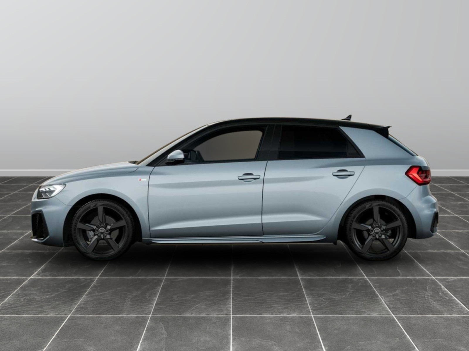 3 - Audi A1 sportback 30 1.0 tfsi 116cv s line edition s tronic