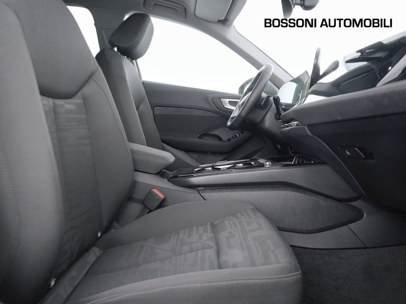 16 - Audi A5 avant 2.0 tdi mhev+ 204cv business advanced