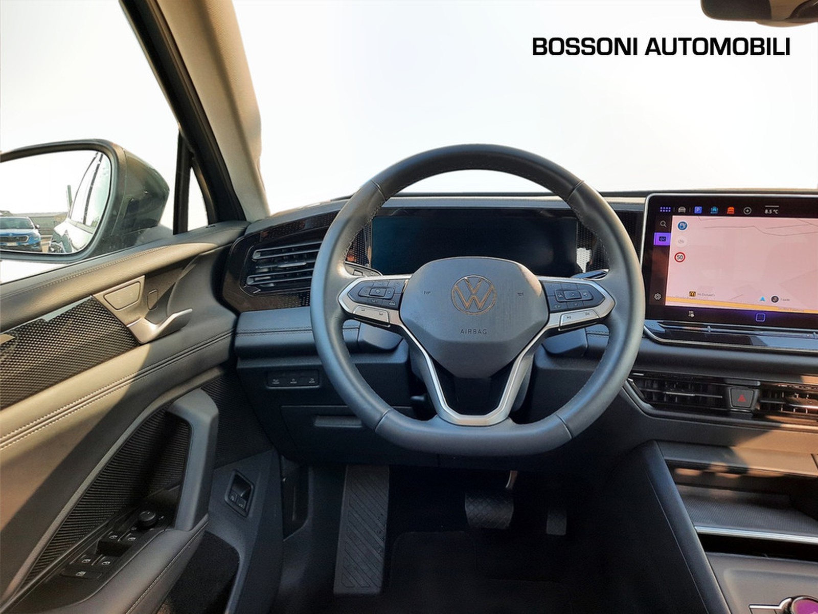 8 - Volkswagen Tiguan 1.5 tsi ehybrid 204cv edition plus dsg