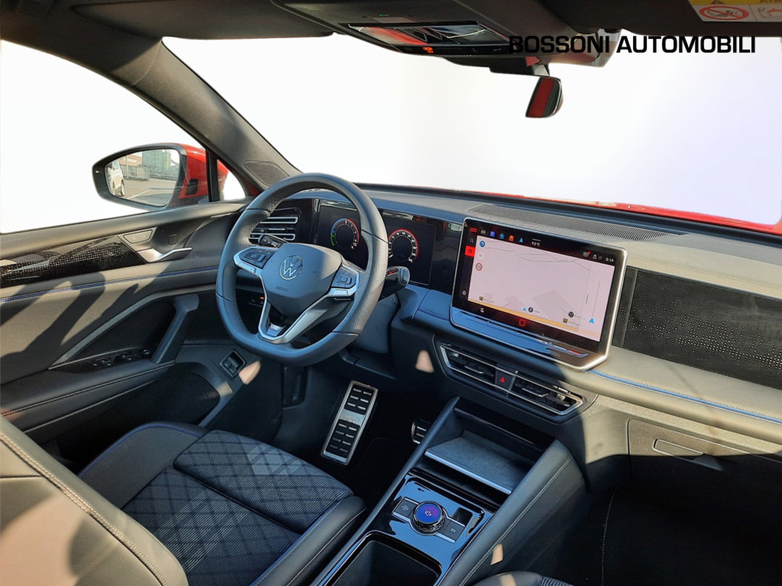 6 - Volkswagen Tiguan 1.5 tsi ehybrid 204cv r-line plus dsg