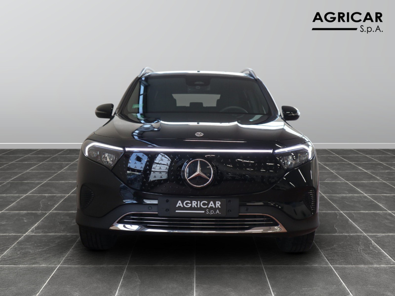 2 - Mercedes EQB 250+ progressive advanced