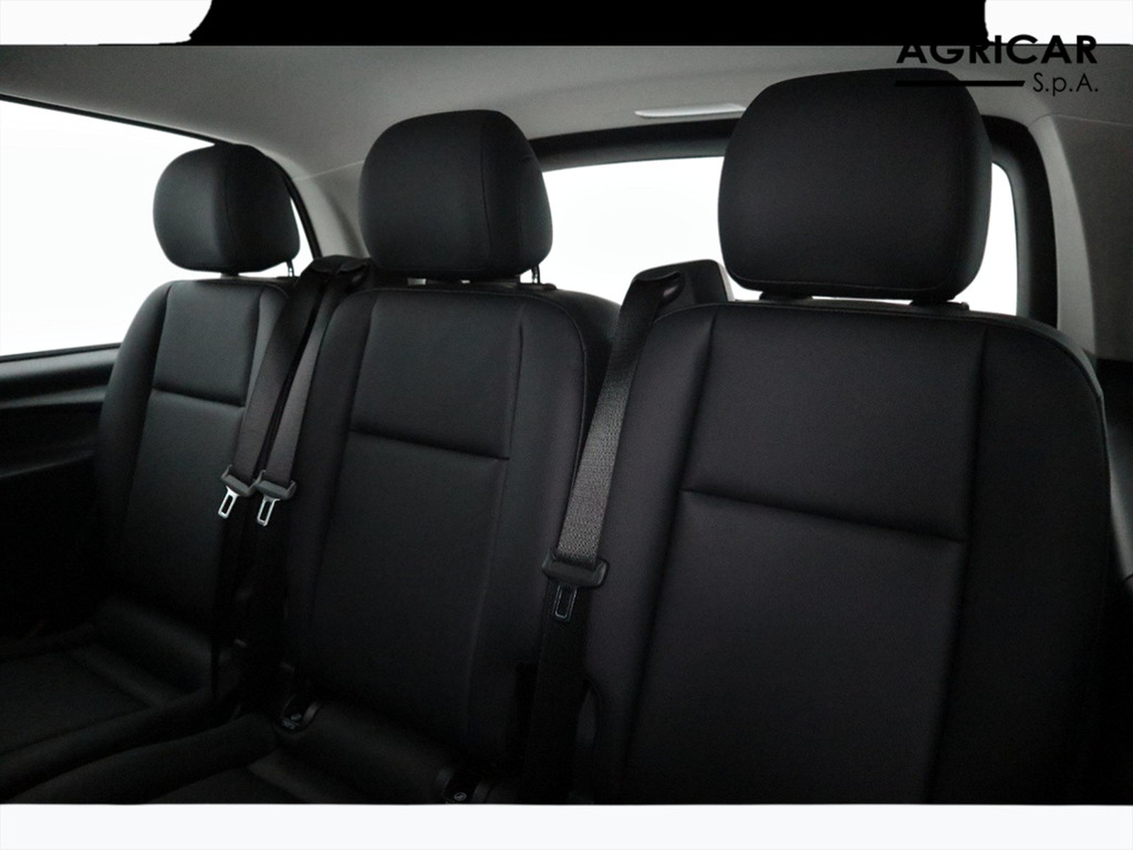 9 - Mercedes Vans Vito 116 cdi extralong tourer select auto my20