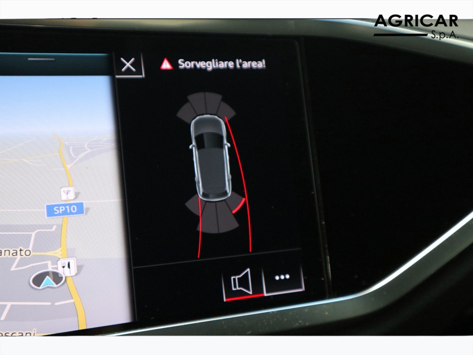 11 - Audi Q3 35 2.0 tdi business s tronic