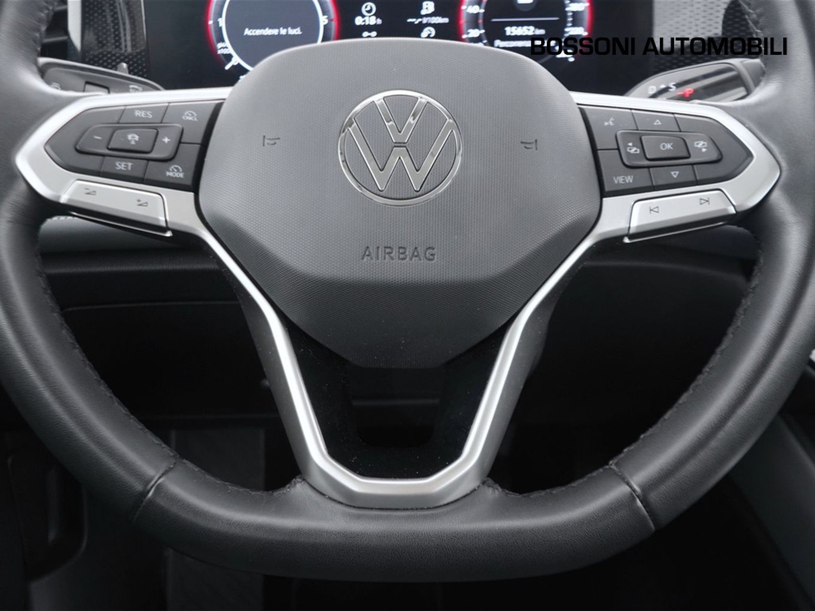 15 - Volkswagen Passat 2.0 tdi scr evo 150cv business dsg