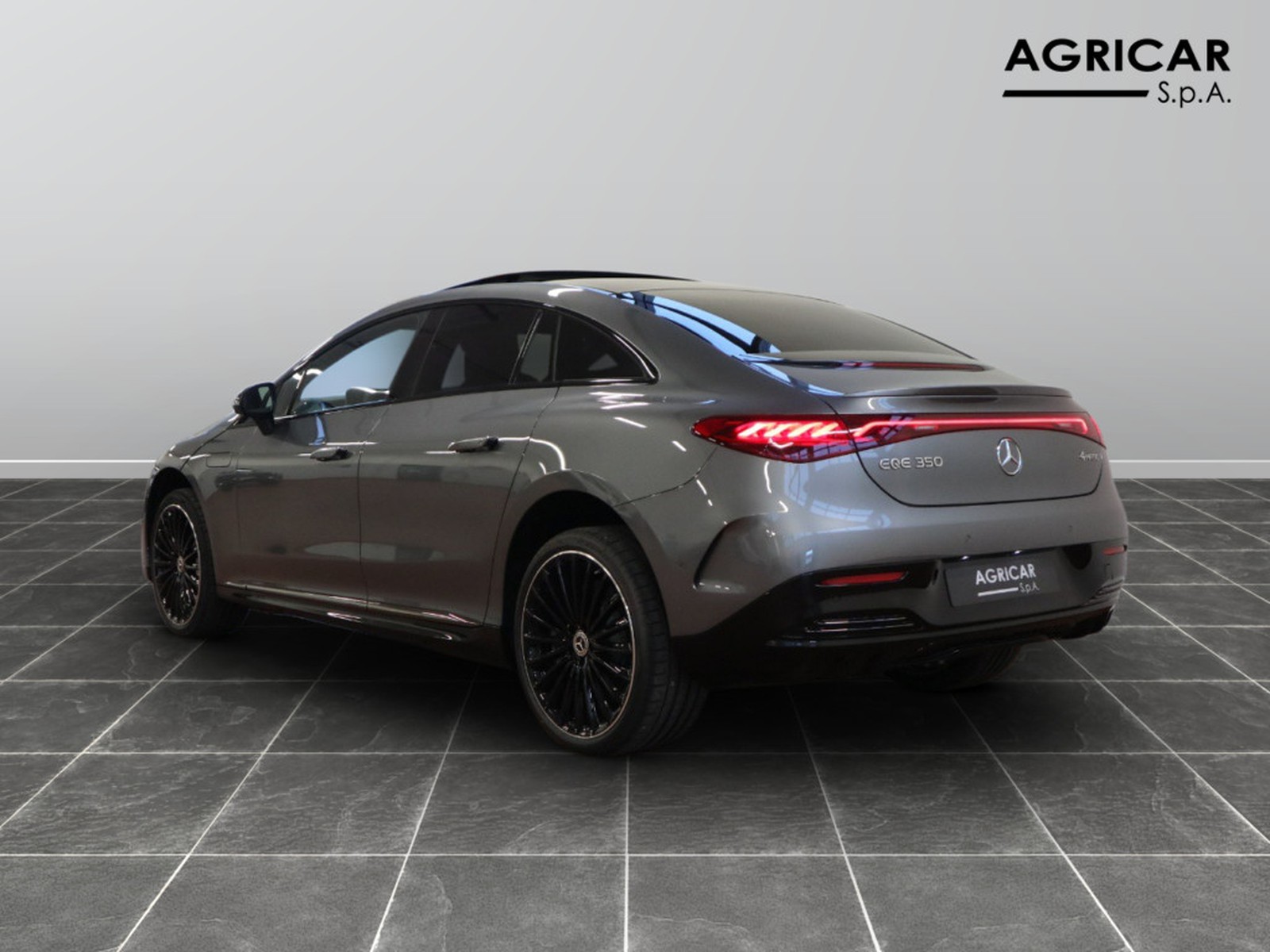 5 - Mercedes EQE 350 premium plus 4matic