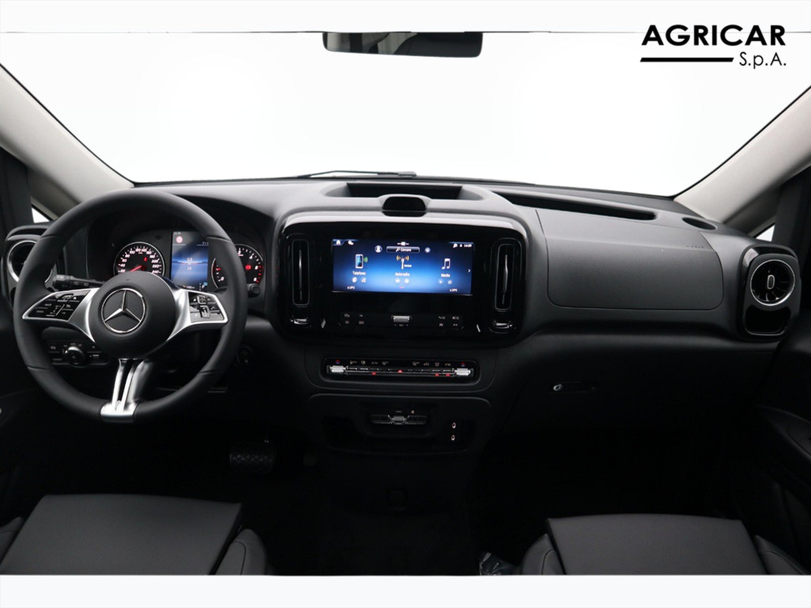 14 - Mercedes Vans Vito tourer 116 cdi long select 9g-tronic