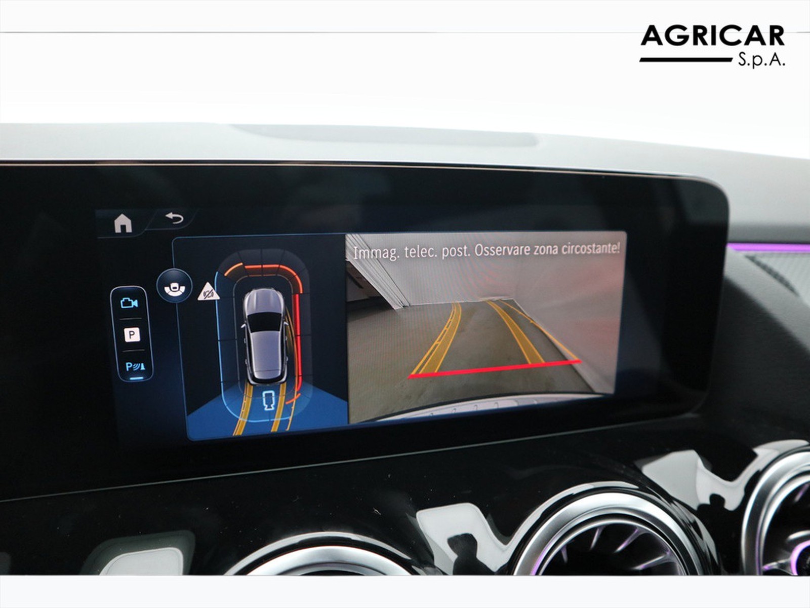 11 - Mercedes GLA 200 d amg line premium 8g-dct