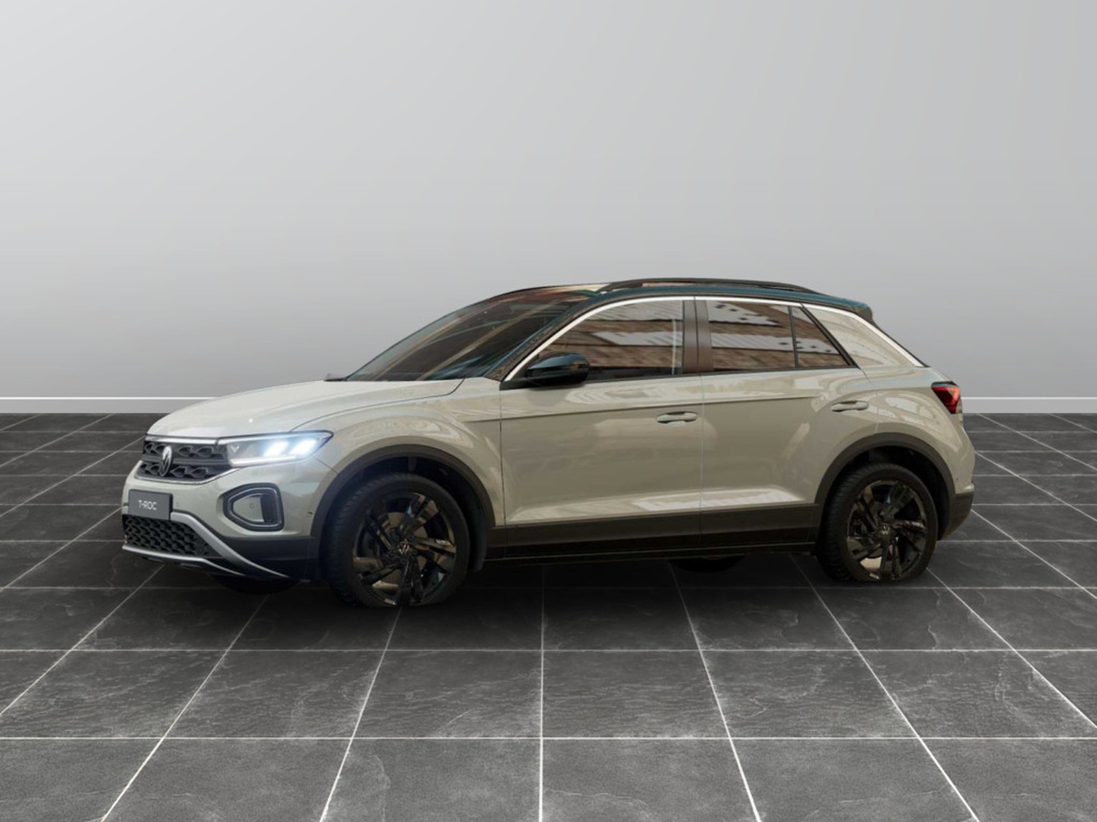 2 - Volkswagen T-Roc 2.0 tdi scr 150cv sport dsg