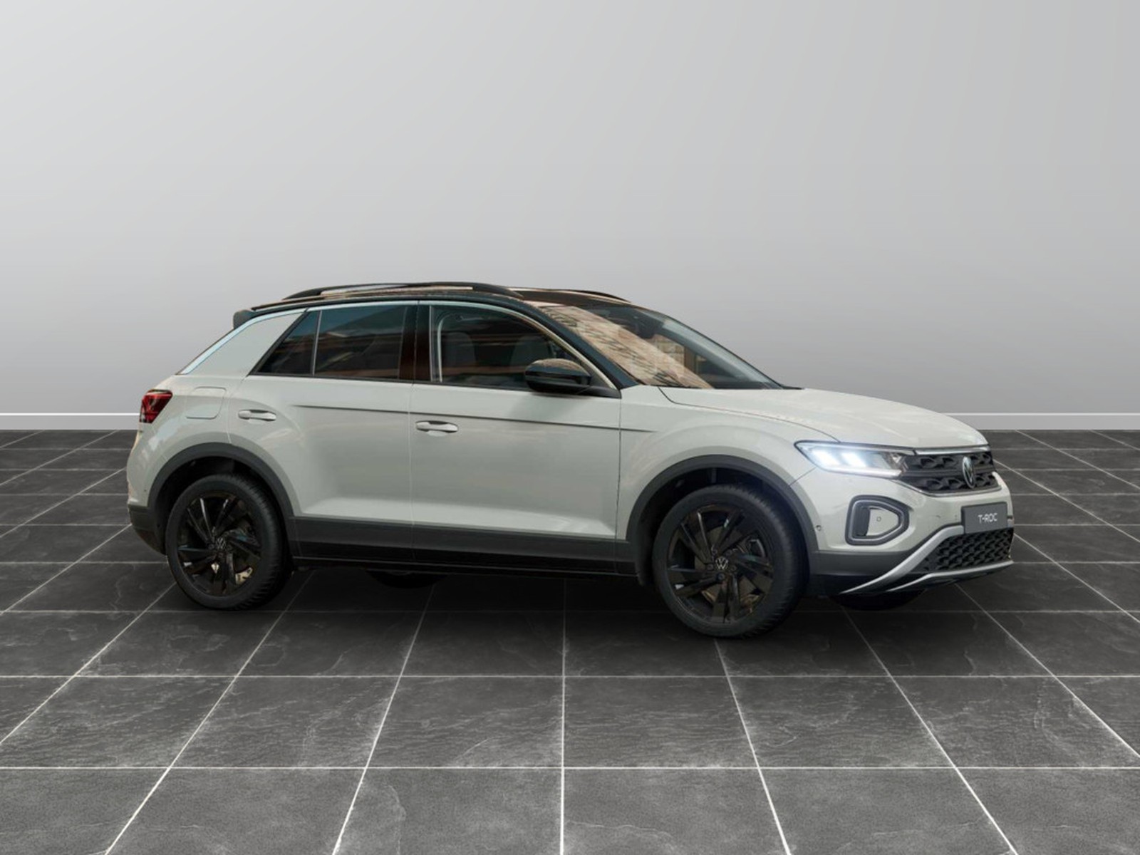 3 - Volkswagen T-Roc 2.0 tdi scr 150cv sport dsg
