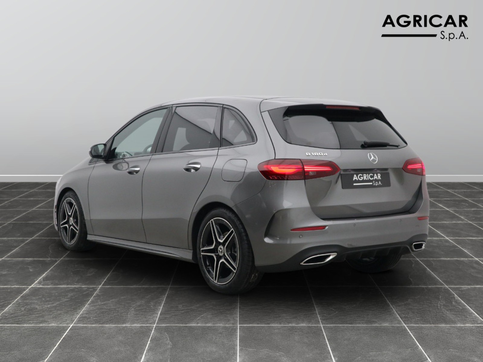 5 - Mercedes Classe B 180 d amg line advanced plus 8g-dct