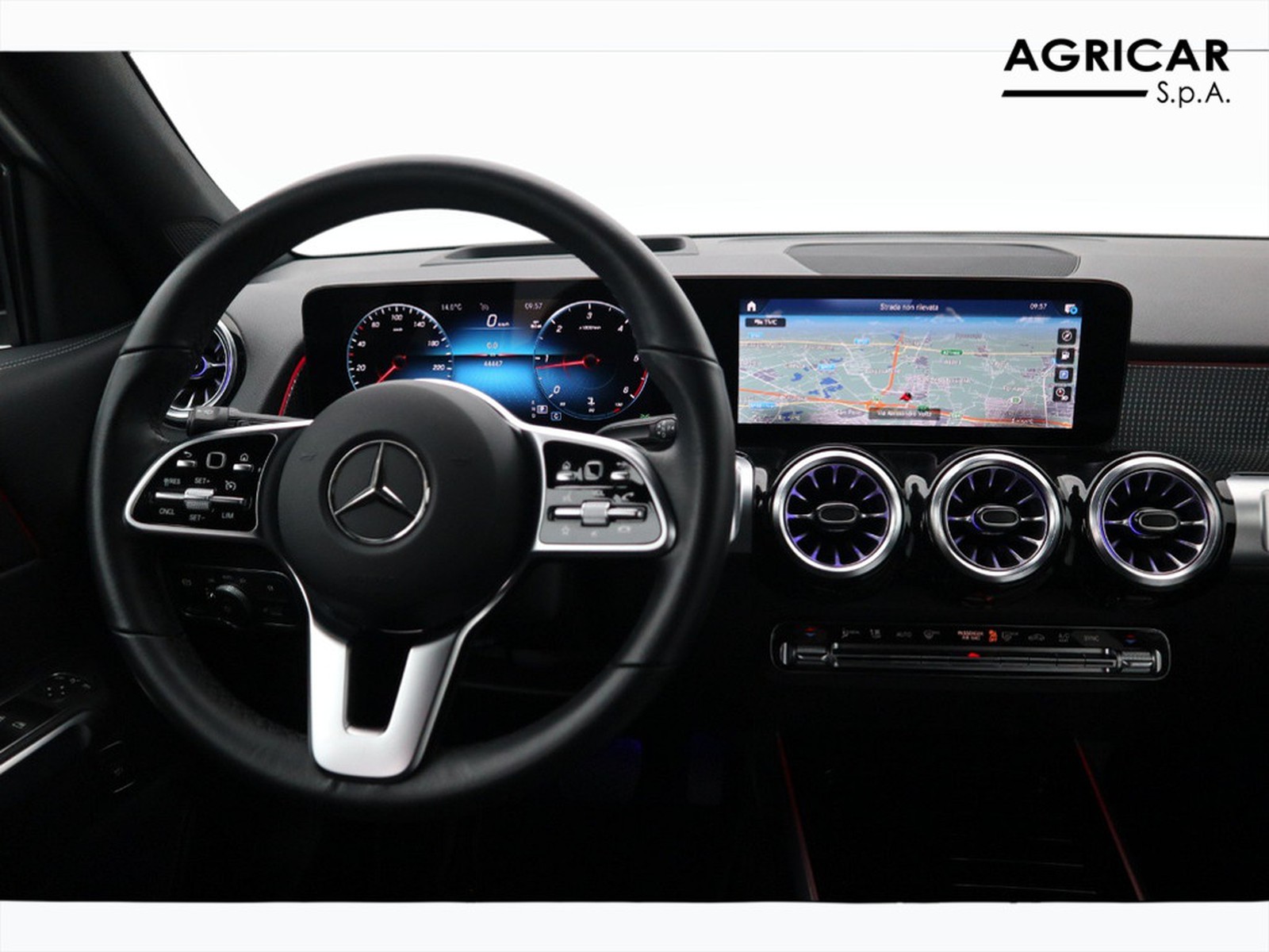 12 - Mercedes GLB 180 d sport plus easy tech 8g-dct