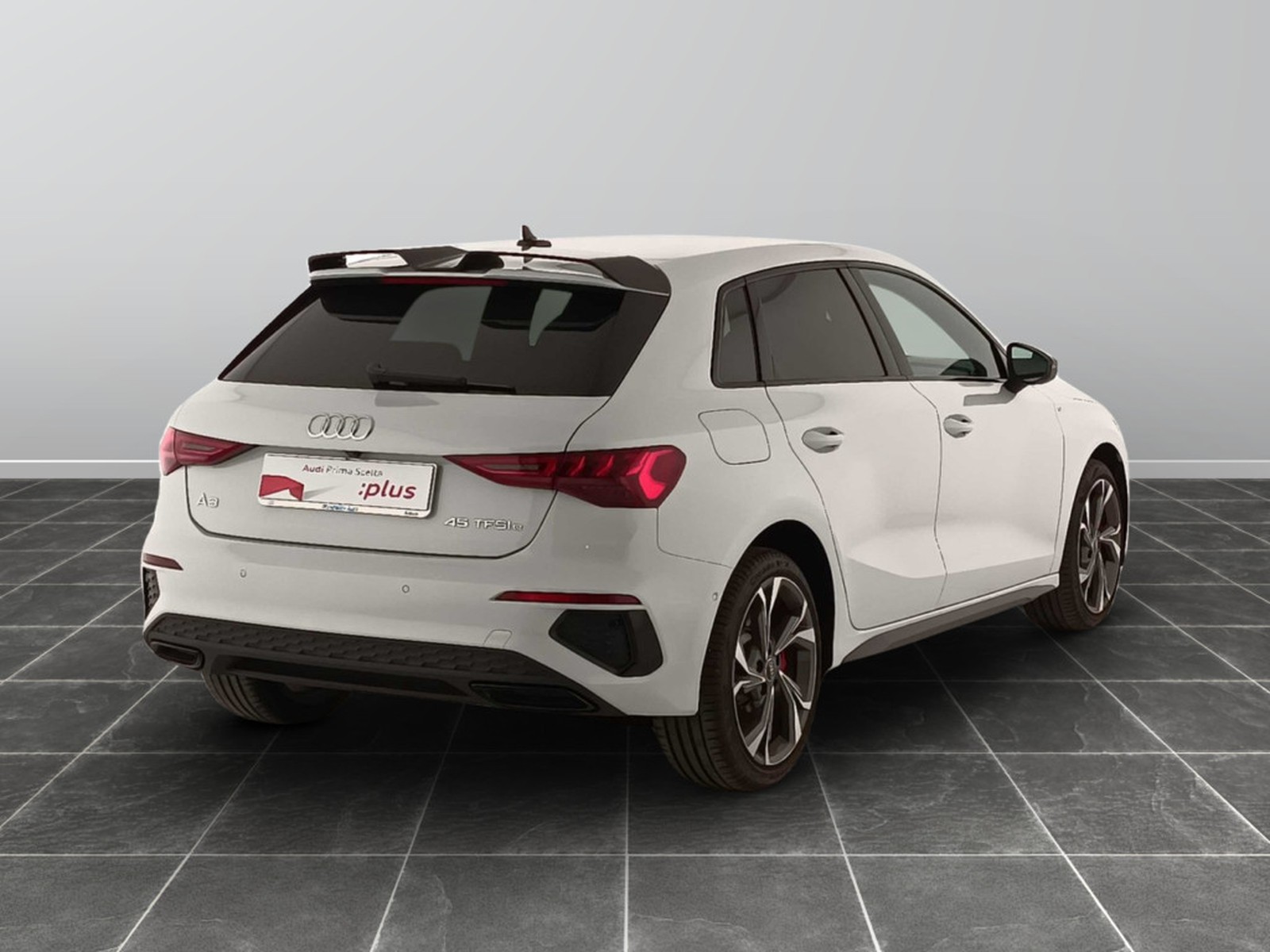 2 - Audi A3 sportback 45 1.4 tfsi e s line edition s tronic