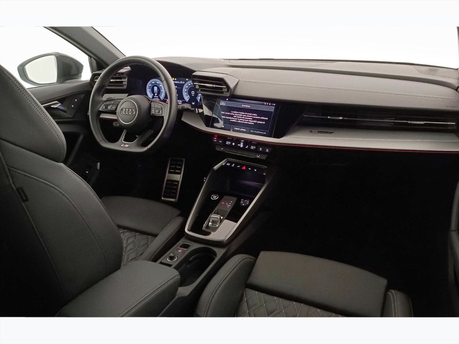 3 - Audi A3 sportback 45 1.4 tfsi e s line edition s tronic