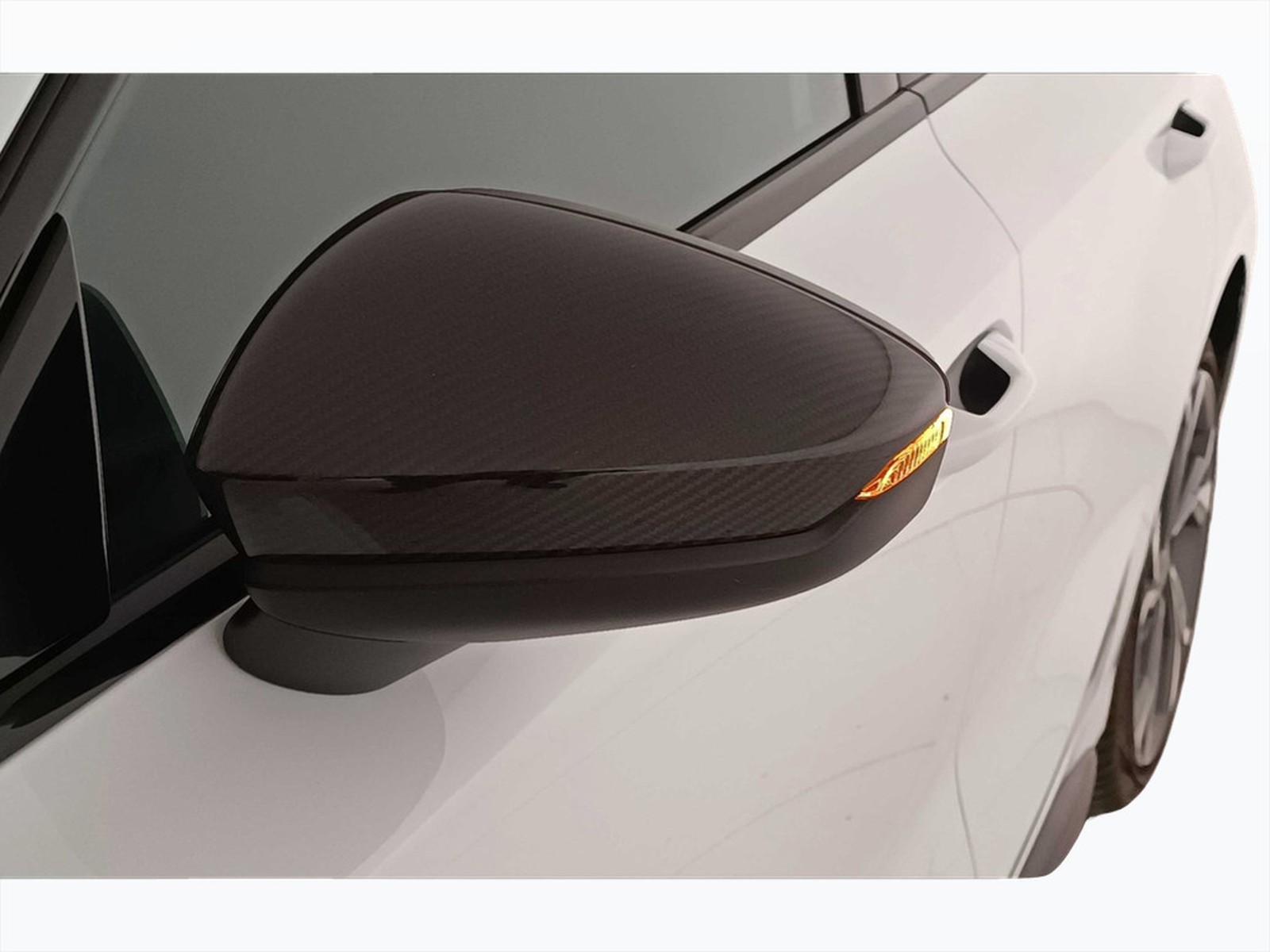 39 - Audi A3 sportback 45 1.4 tfsi e s line edition s tronic