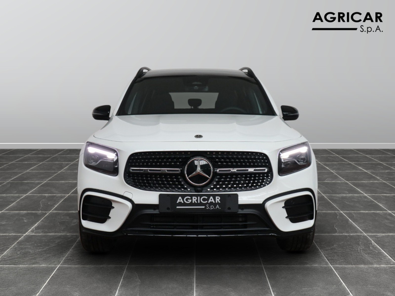 2 - Mercedes GLB 200 d amg line advanced plus 8g-dct