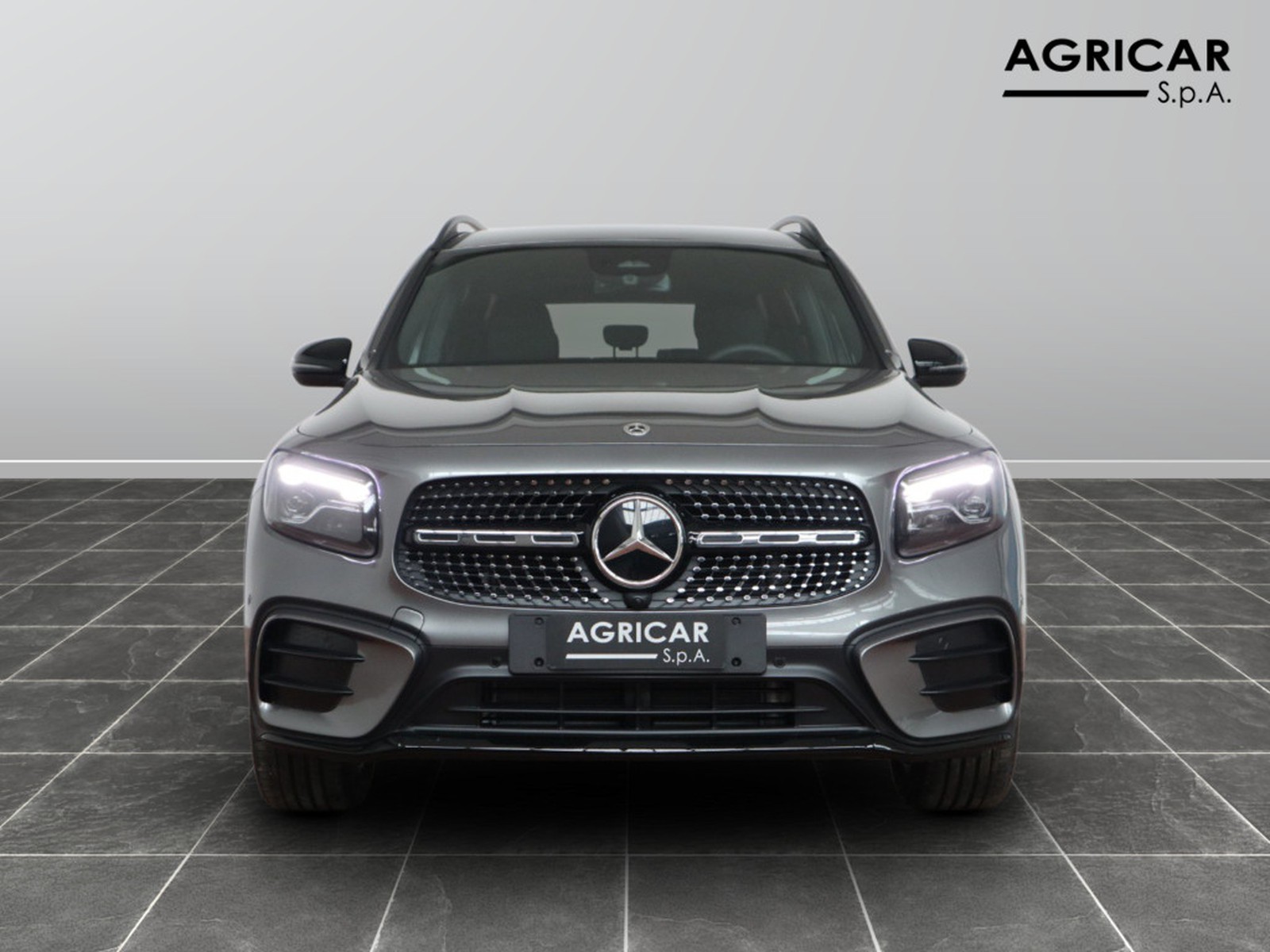 2 - Mercedes GLB 200 d amg line premium 8g-dct 7p.ti