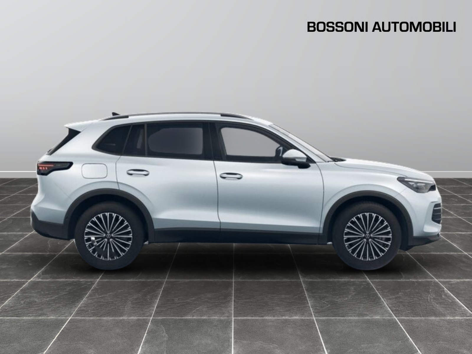 5 - Volkswagen Tiguan 2.0 tdi scr 150cv edition plus dsg