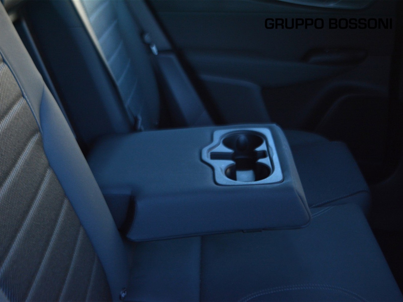 6 - Alfa Romeo Tonale 1.6 130cv sprint tct6