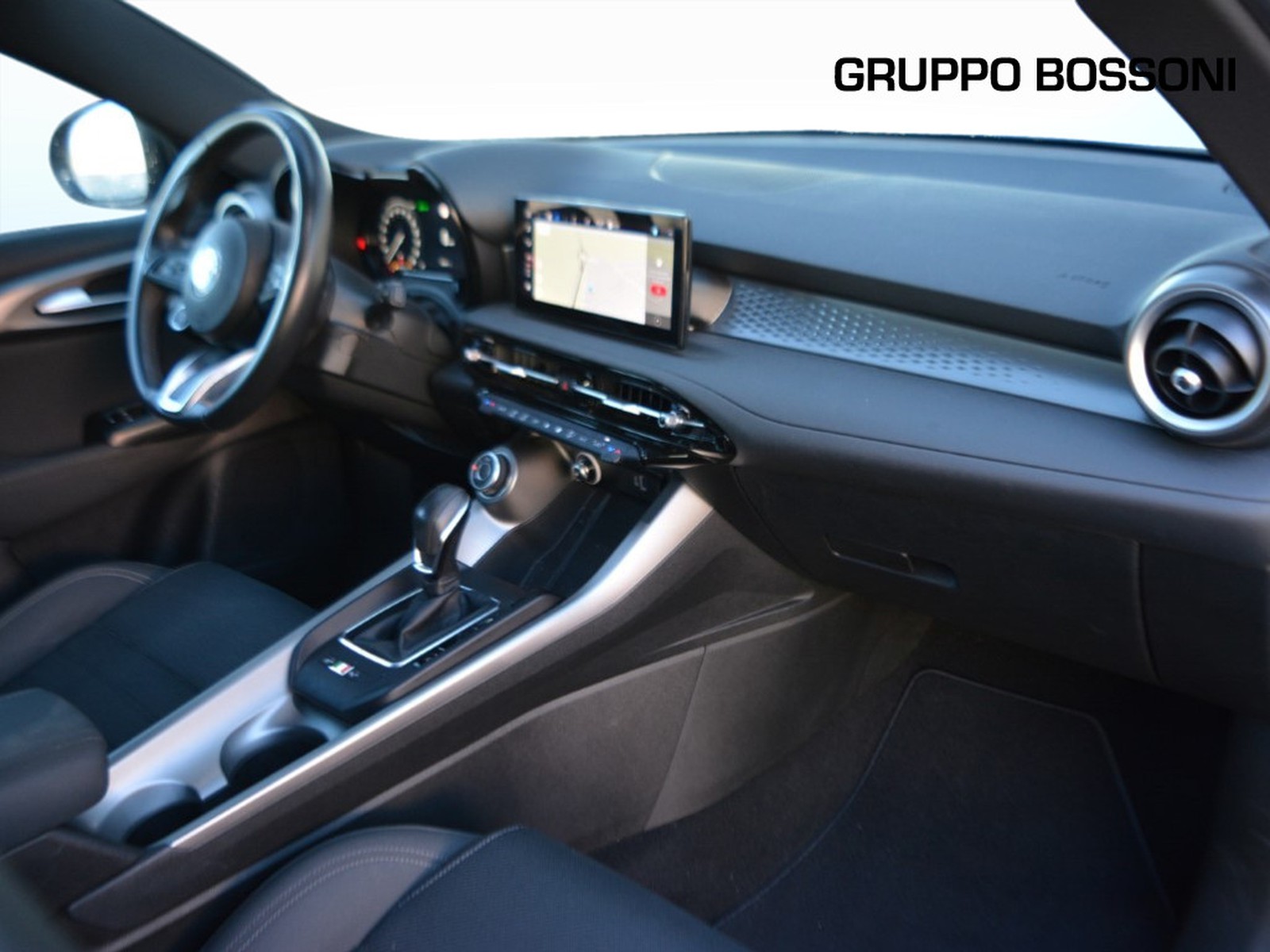 8 - Alfa Romeo Tonale 1.6 130cv sprint tct6