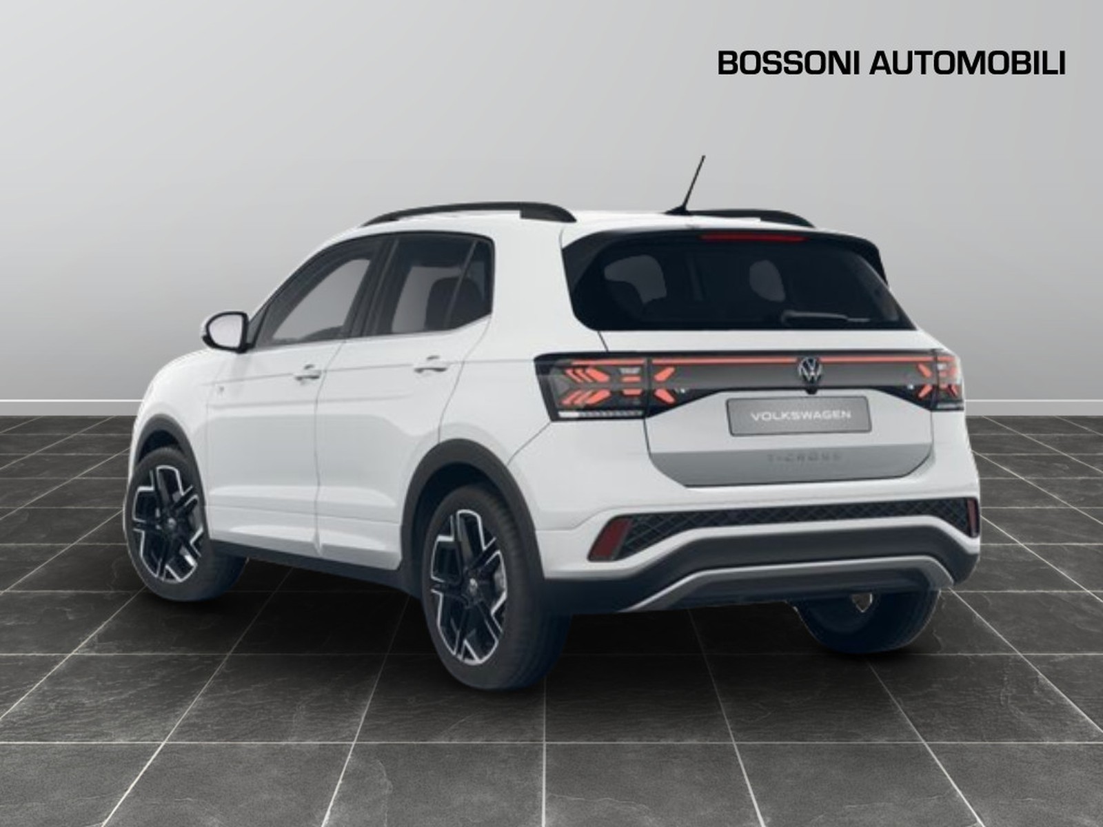 4 - Volkswagen T-Cross 1.0 tsi 115cv r-line plus