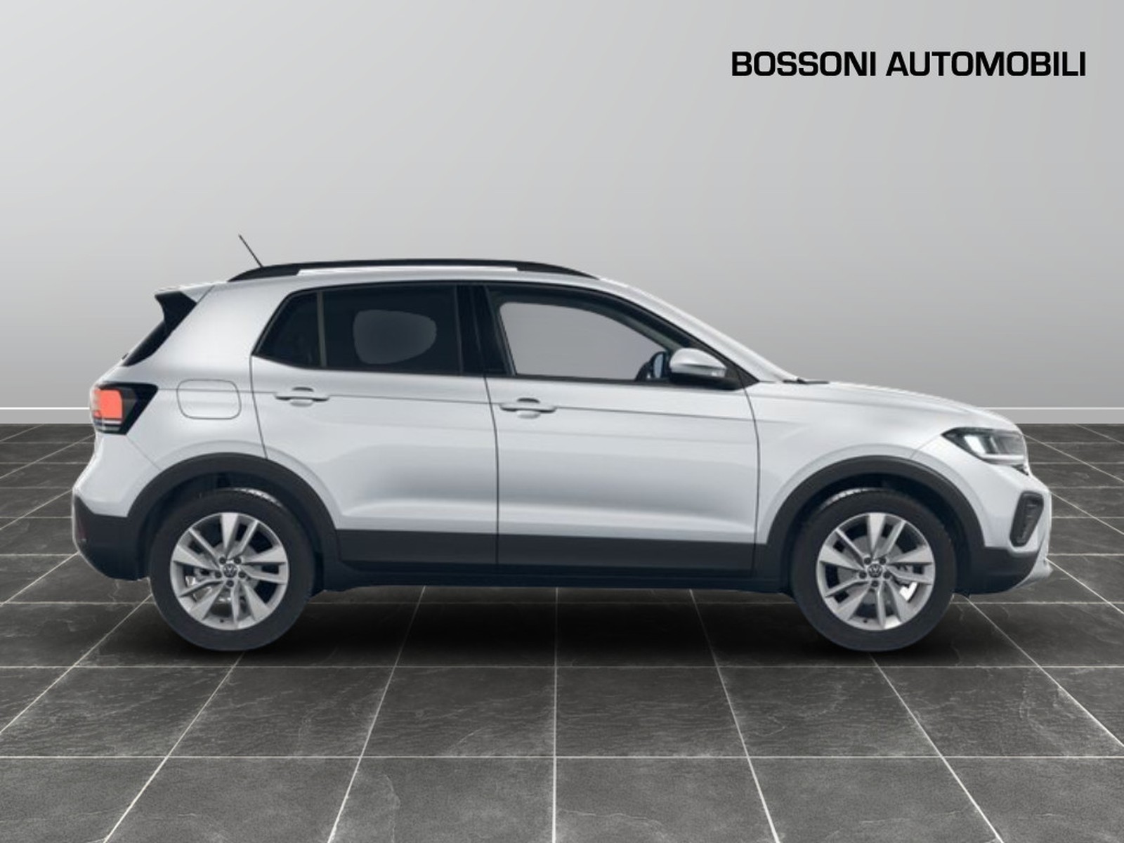 5 - Volkswagen T-Cross 1.0 tsi 115cv r-line plus