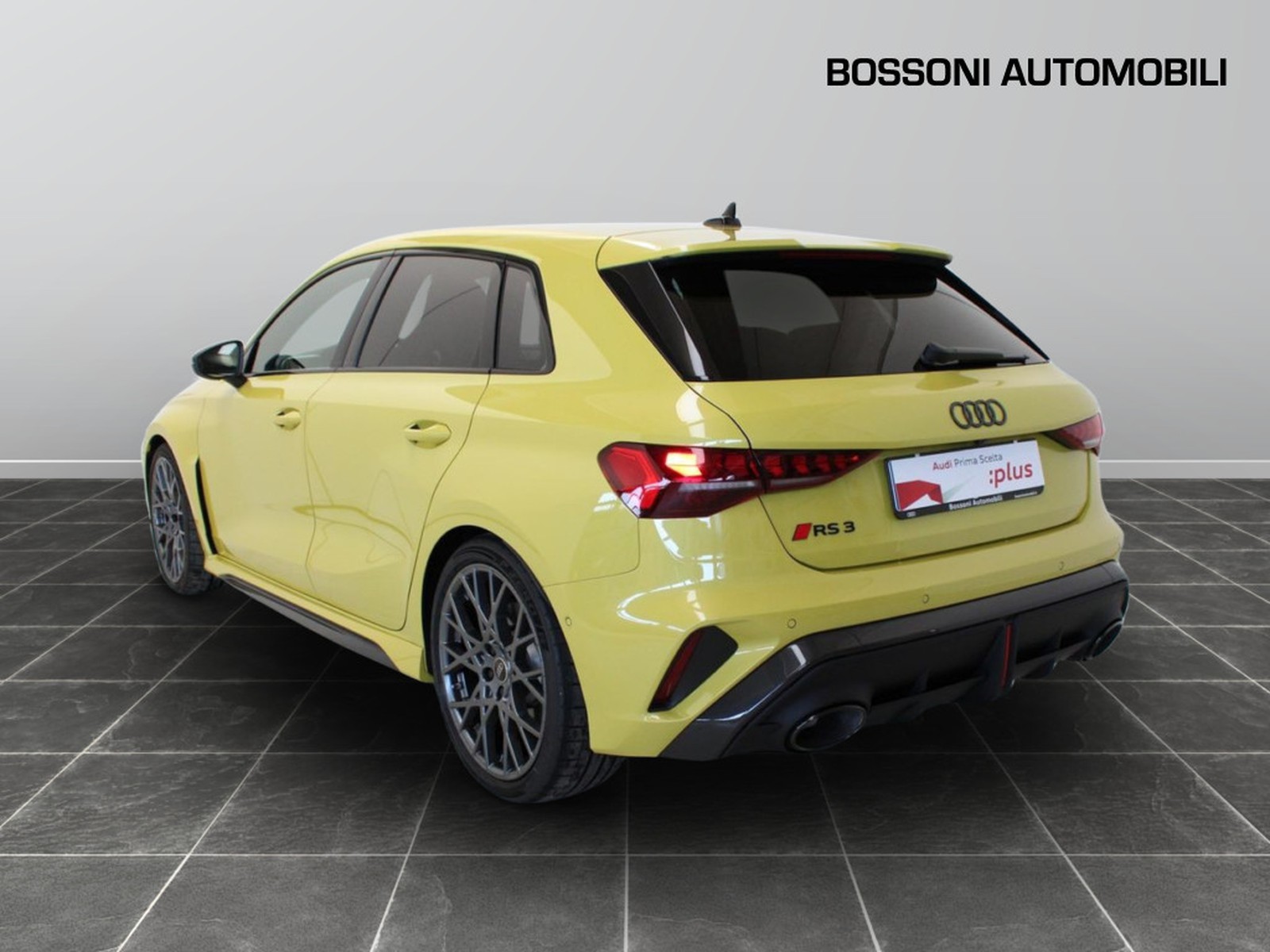 2 - Audi RS3 sportback 2.5 tfsi quattro