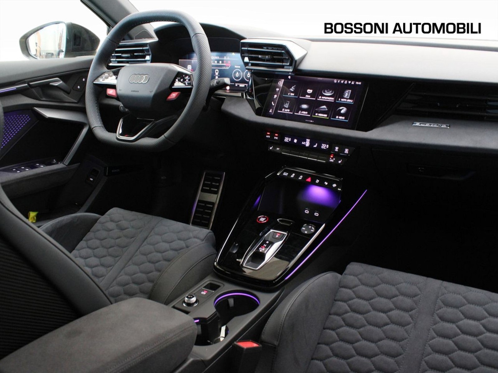 4 - Audi RS3 sportback 2.5 tfsi quattro